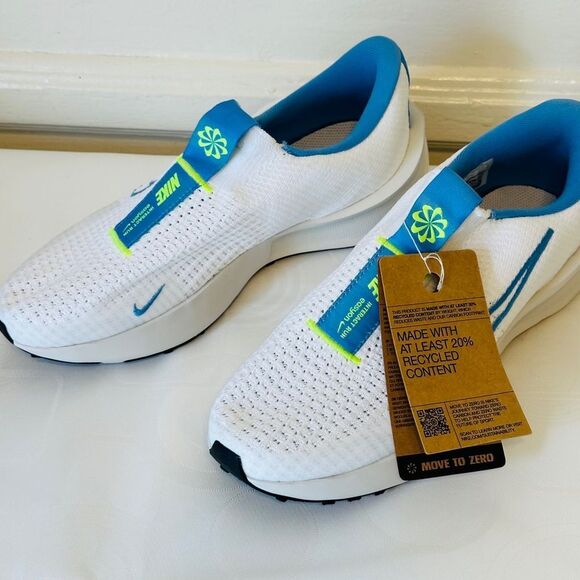 Nike Interact Run EasyOn Women's Road Running Shoes  in white size 7 1/5 new - Picture 3 of 11